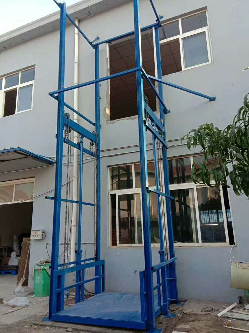 曲靖简易小型货梯
